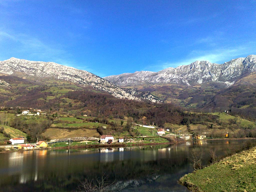 Embalse de Valdemurio, Asturias, Spain