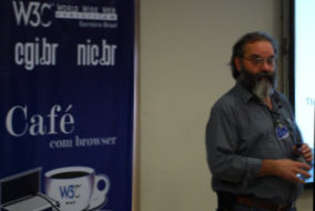 Ivan Herman in the Café Semântico