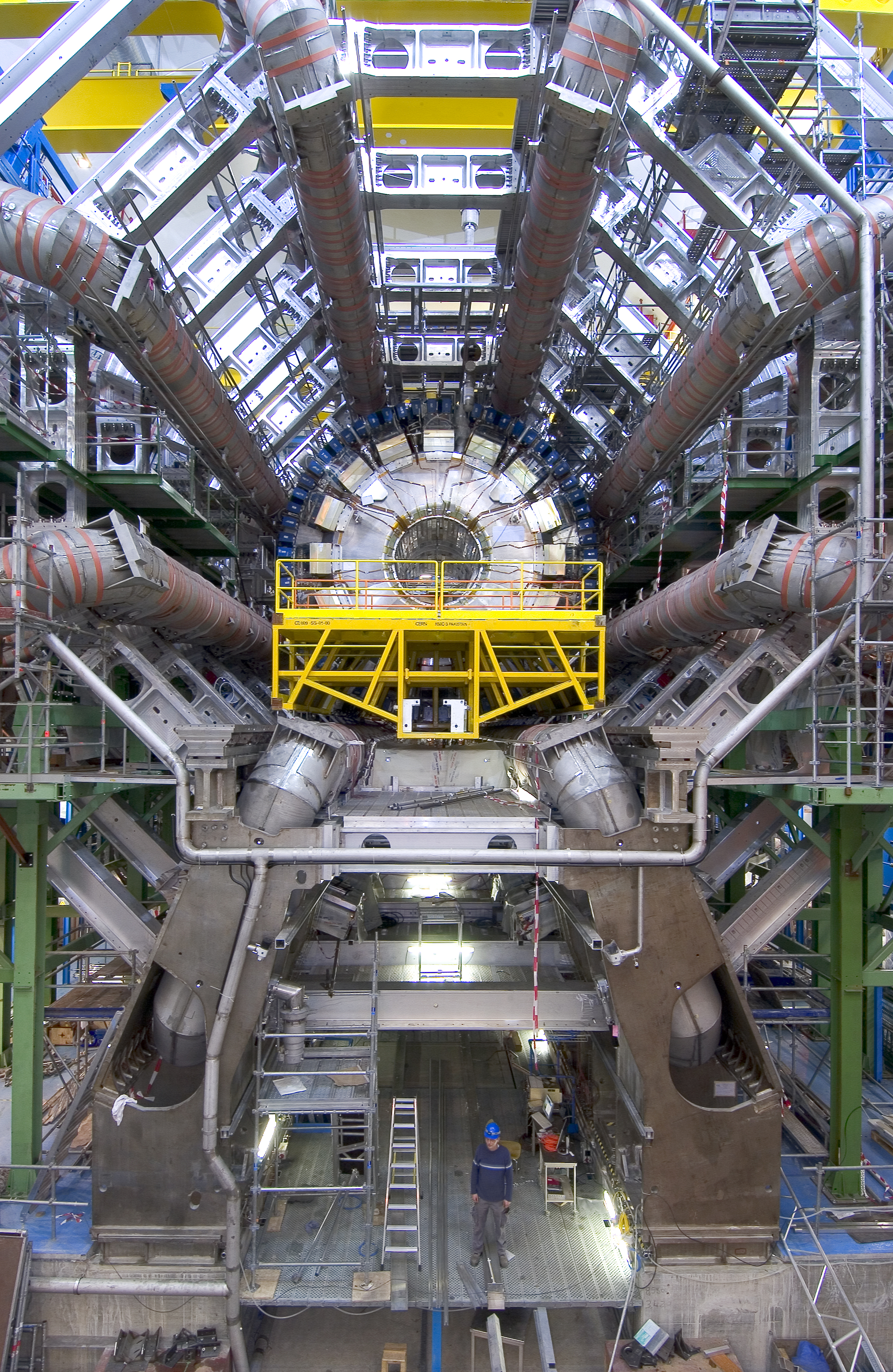 The ATLAS detector - a big project